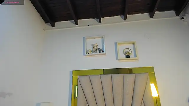 vahiolet fuentes online show from March 21, 3:00 am