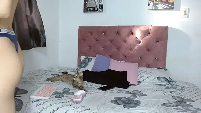 Snapshot of saritapretyy chatting on October 17, 9:40 pm saritapretyy online show from October 17, 9:40 pm