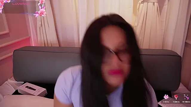 Sophia wilsonn  online show from October 4, 11:16 am