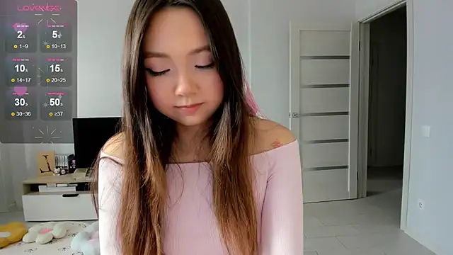 Fluffy Rose online show from April 13, 3:19 am