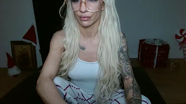 JuicyJanexo online show from November 27, 7:22 am