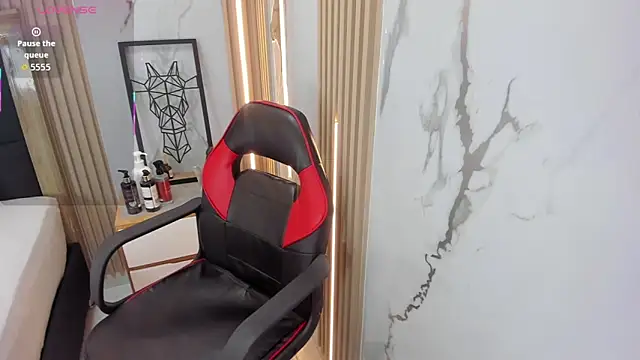 Snapshot of lizziemontana2 chatting on September 22, 7:56 pm lizziemontana2 online show from September 22, 7:56 pm