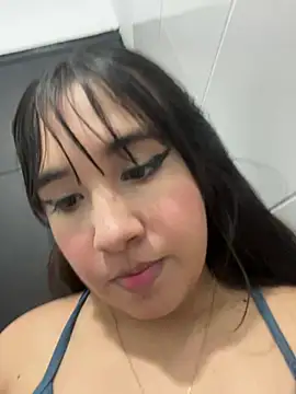 melyescobar online show from August 5, 3:57 am