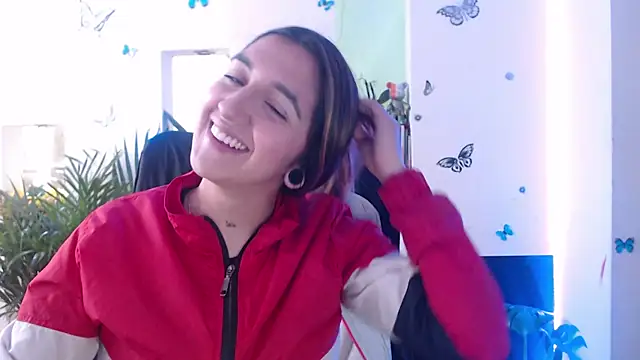 Snapshot of Lia-mitch chatting on September 23, 5:44 pm Lia-mitch online show from September 23, 5:44 pm