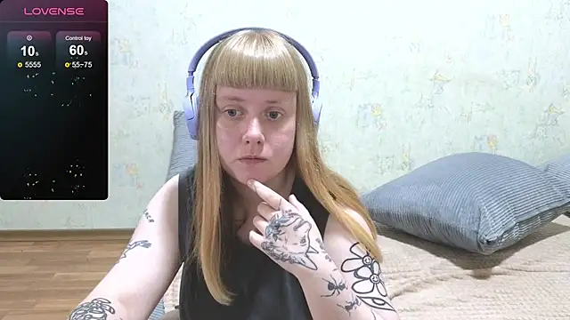 June shy0 online show from July 3, 7:58 am