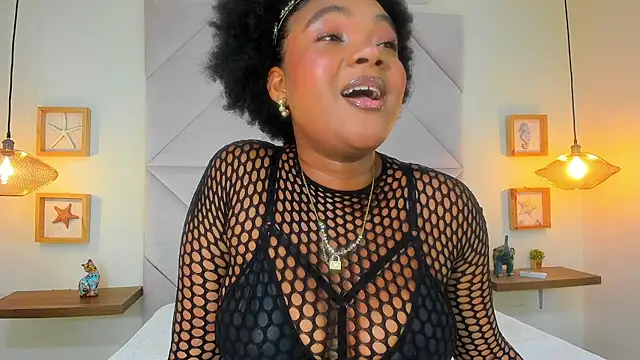 Nickybankss  online show from October 22, 3:44 am