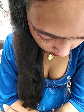 Snapshot of Sharmila-Singh chatting on October 7, 7:07 pm Sharmila-Singh online show from October 7, 7:07 pm