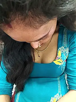 Snapshot of Sharmila-Singh chatting on September 26, 7:44 pm Sharmila-Singh online show from September 26, 7:44 pm