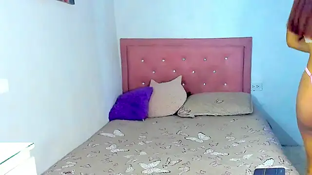 Snapshot of Criss_Ariana chatting on September 27, 1:24 am Criss Ariana online show from September 27, 1:24 am