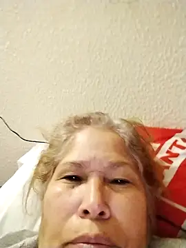 Snapshot of girl_amada chatting on October 9, 7:01 am girl amada online show from October 9, 7:01 am