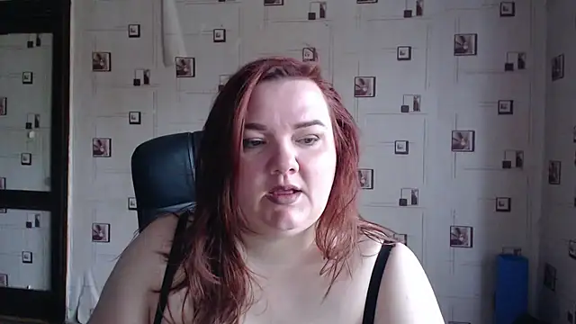 TasyaBigTTs online show from March 18, 5:12 am