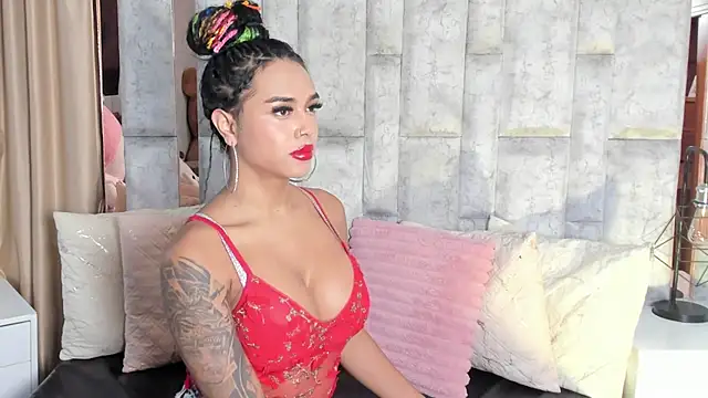 Snapshot of karol_noa chatting on October 17, 12:41 pm karol noa online show from October 17, 12:41 pm