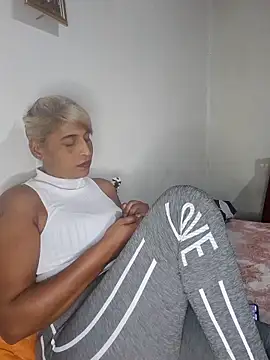 Goodgirlsue 77 online show from February 3, 5:50 pm