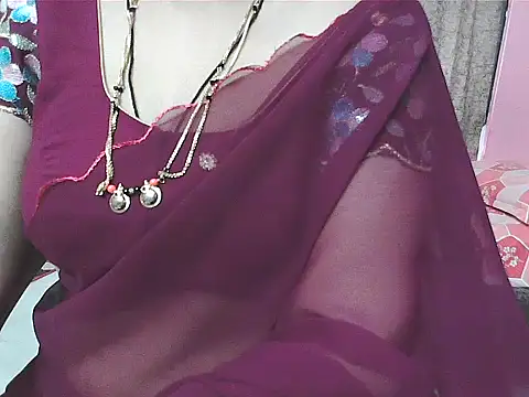 Snapshot of sunitha-3 chatting on October 12, 7:00 am sunitha-3 online show from October 12, 7:00 am