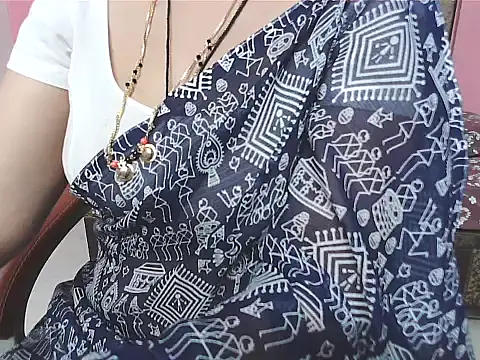 Snapshot of sunitha-3 chatting on October 4, 6:56 pm sunitha-3 online show from October 4, 6:56 pm