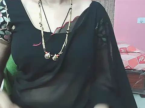 Snapshot of sunitha-3 chatting on October 7, 6:07 am sunitha-3 online show from October 7, 6:07 am