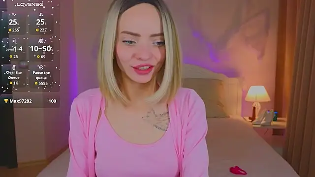 SheRry SandRra online show from October 27, 11:50 am