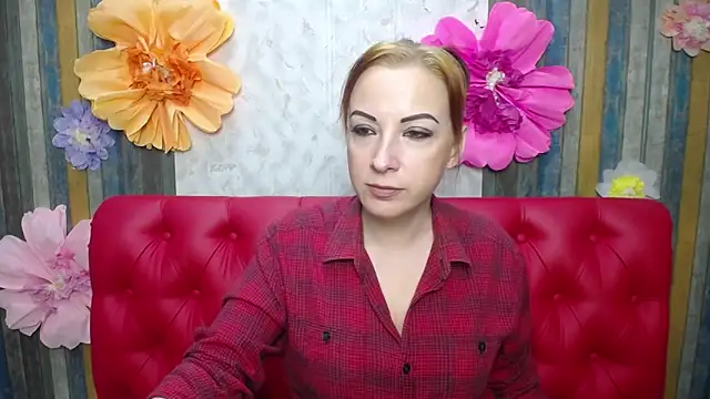 ElizabethSho online show from April 30, 5:40 pm