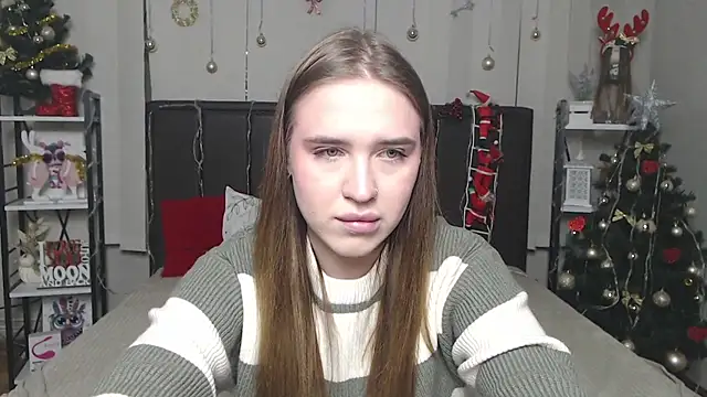 LauraHlot online show from December 16, 9:04 am