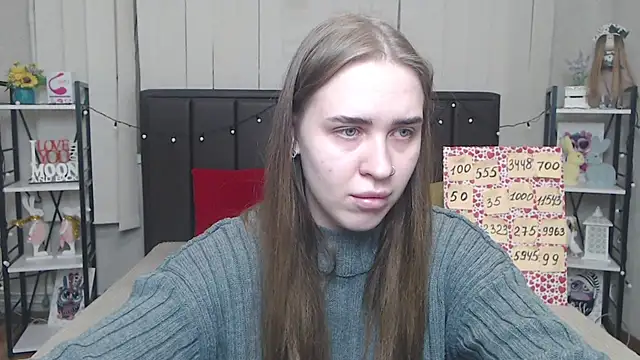 Snapshot of LauraHlot chatting on October 9, 5:44 am LauraHlot online show from October 9, 5:44 am