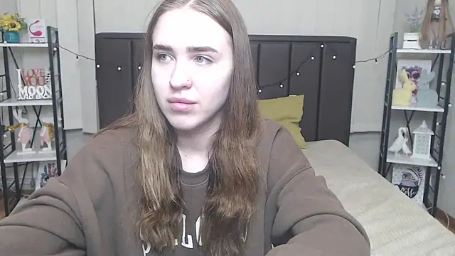 Snapshot of LauraHlot chatting on October 1, 6:35 pm LauraHlot online show from October 1, 6:35 pm