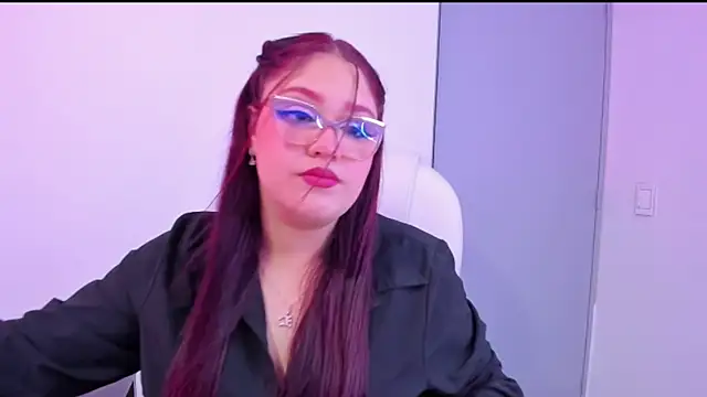 Snapshot of Camiila_Osorio chatting on September 25, 7:45 pm Camiila Osorio online show from September 25, 7:45 pm