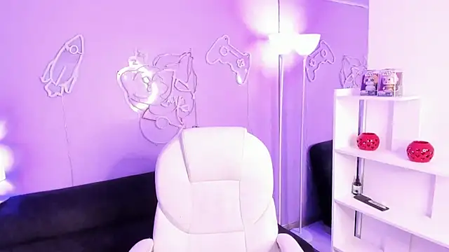 Camiila Osorio online show from March 6, 8:26 pm