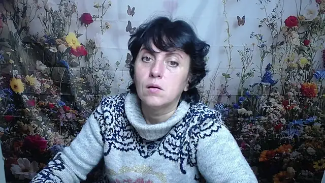 LuciaMii online show from October 15, 5:04 pm