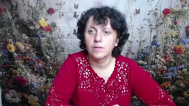 LuciaMii online show from October 11, 5:12 am