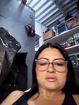 Snapshot of Linda_Lars chatting on October 26, 3:35 am Linda Lars online show from October 26, 3:35 am