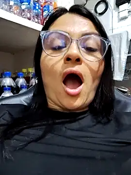 Linda Lars online show from April 14, 3:28 am