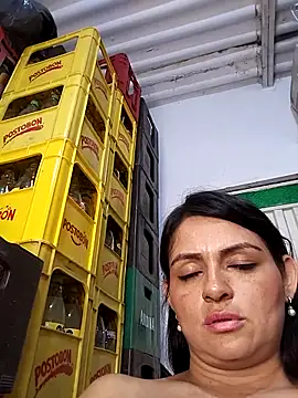 Snapshot of Linda_Lars chatting on September 21, 5:17 am Linda Lars online show from September 21, 5:17 am