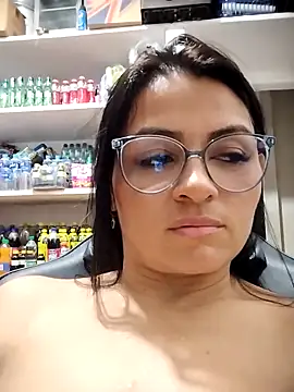 Snapshot of Linda_Lars chatting on October 27, 3:46 am Linda Lars online show from October 27, 3:46 am