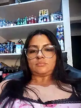 Snapshot of Linda_Lars chatting on October 31, 4:25 am Linda Lars online show from October 31, 4:25 am