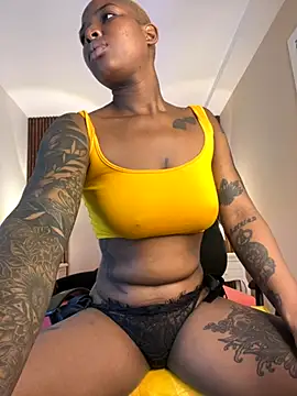 Snapshot of KenyaMystic chatting on October 8, 11:47 am KenyaMystic online show from October 8, 11:47 am