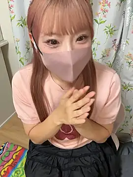 Snapshot of alice__1111 chatting on September 29, 1:27 pm alice  1111 online show from September 29, 1:27 pm