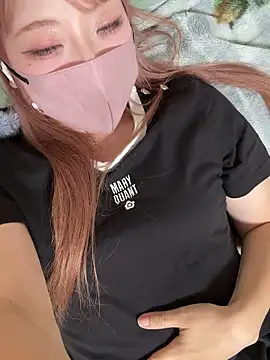 Snapshot of alice__1111 chatting on October 1, 1:38 pm alice  1111 online show from October 1, 1:38 pm