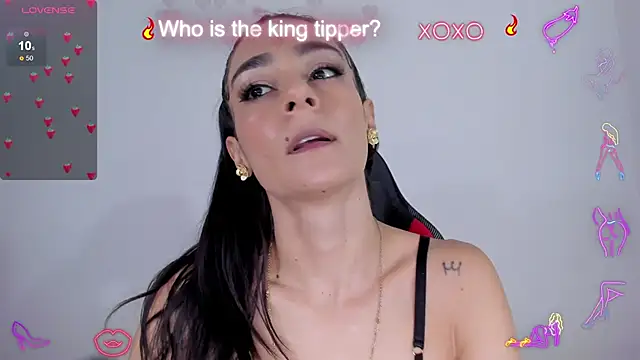 Snapshot of serafelle chatting on October 22, 6:35 pm serafelle online show from October 22, 6:35 pm