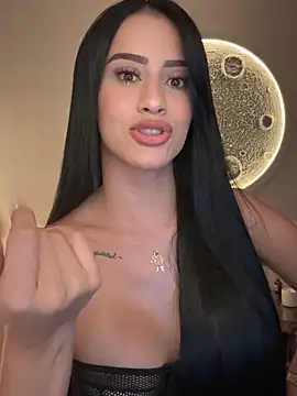 Snapshot of SarahhSmitth1 chatting on October 15, 9:50 pm SarahhSmitth1 online show from October 15, 9:50 pm