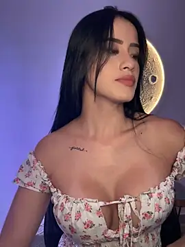 Snapshot of SarahhSmitth1 chatting on October 9, 12:15 am SarahhSmitth1 online show from October 9, 12:15 am