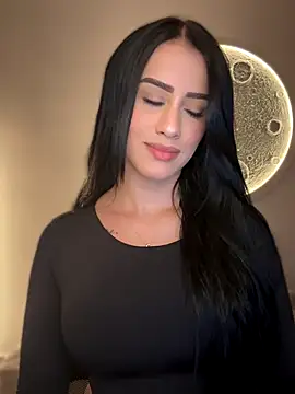 Snapshot of SarahhSmitth1 chatting on October 24, 11:12 pm SarahhSmitth1 online show from October 24, 11:12 pm