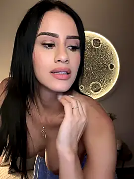 Snapshot of SarahhSmitth1 chatting on October 30, 12:13 am SarahhSmitth1 online show from October 30, 12:13 am