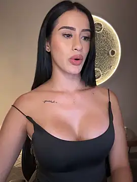 Snapshot of SarahhSmitth1 chatting on October 10, 12:26 am SarahhSmitth1 online show from October 10, 12:26 am