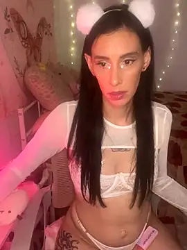 averietheangel online show from October 3, 8:36 pm