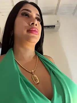 Snapshot of kiim_taaylor chatting on October 31, 12:42 pm kiim taaylor online show from October 31, 12:42 pm