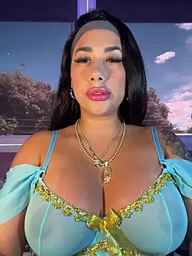 Snapshot of kiim_taaylor chatting on October 24, 6:04 pm kiim taaylor online show from October 24, 6:04 pm