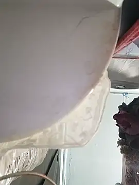 SweetLeila40 online show from April 1, 8:39 pm