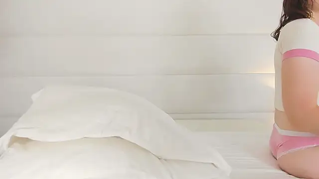 MoonAngelic online show from June 29, 1:34 am