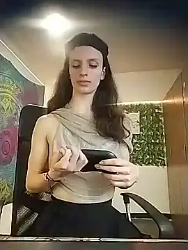 Snapshot of BurningVenus12 chatting on October 30, 9:38 pm BurningVenus12 online show from October 30, 9:38 pm