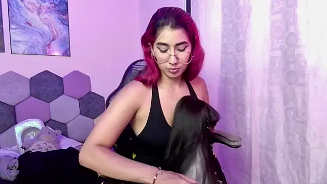 Snapshot of Horny_tgn chatting on September 20, 6:28 pm Horny tgn online show from September 20, 6:28 pm